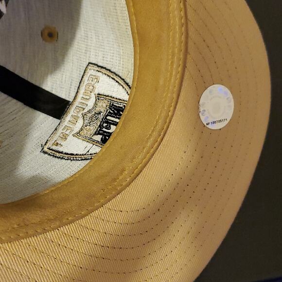 New Orleans Saints Fitted 7 1/4 - Picture 11 of 11